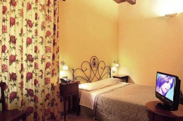 Residence Borgo Da Mare モンテプランドーネ エクステリア 写真